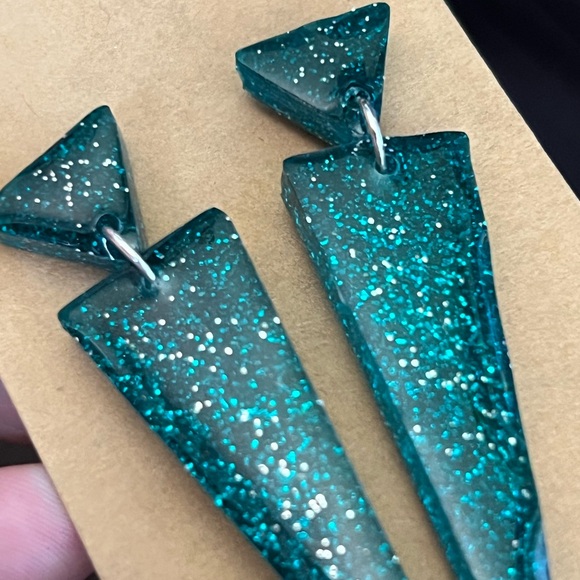 Handmade Elegant Green/Blue Glitter Earrings - Picture 2 of 5